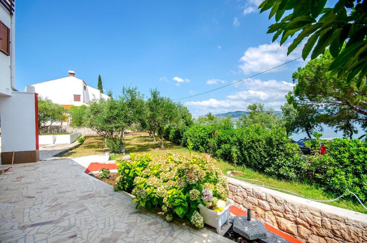 Apartments Tabak Трогір Екстер'єр фото