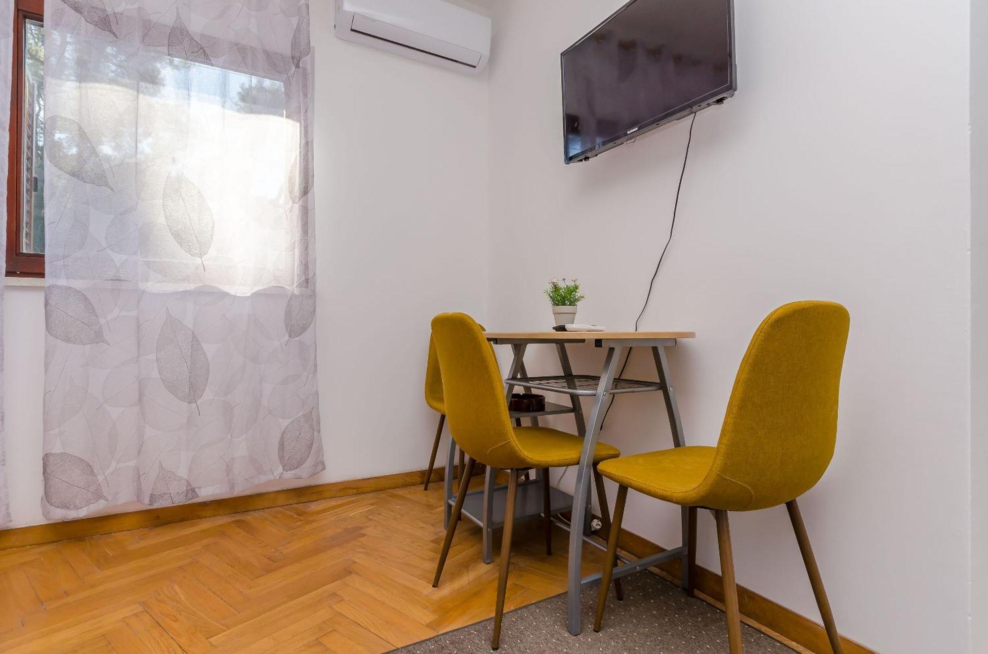 Apartments Tabak Трогір Екстер'єр фото